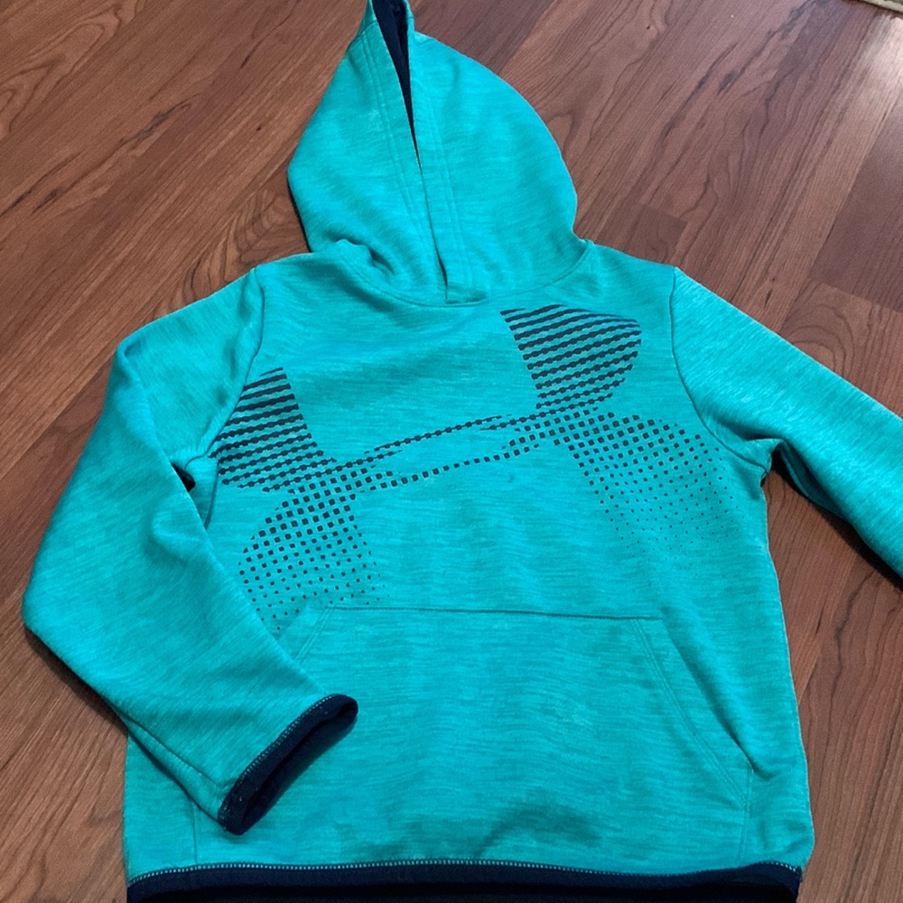 Under armor sweatshirt